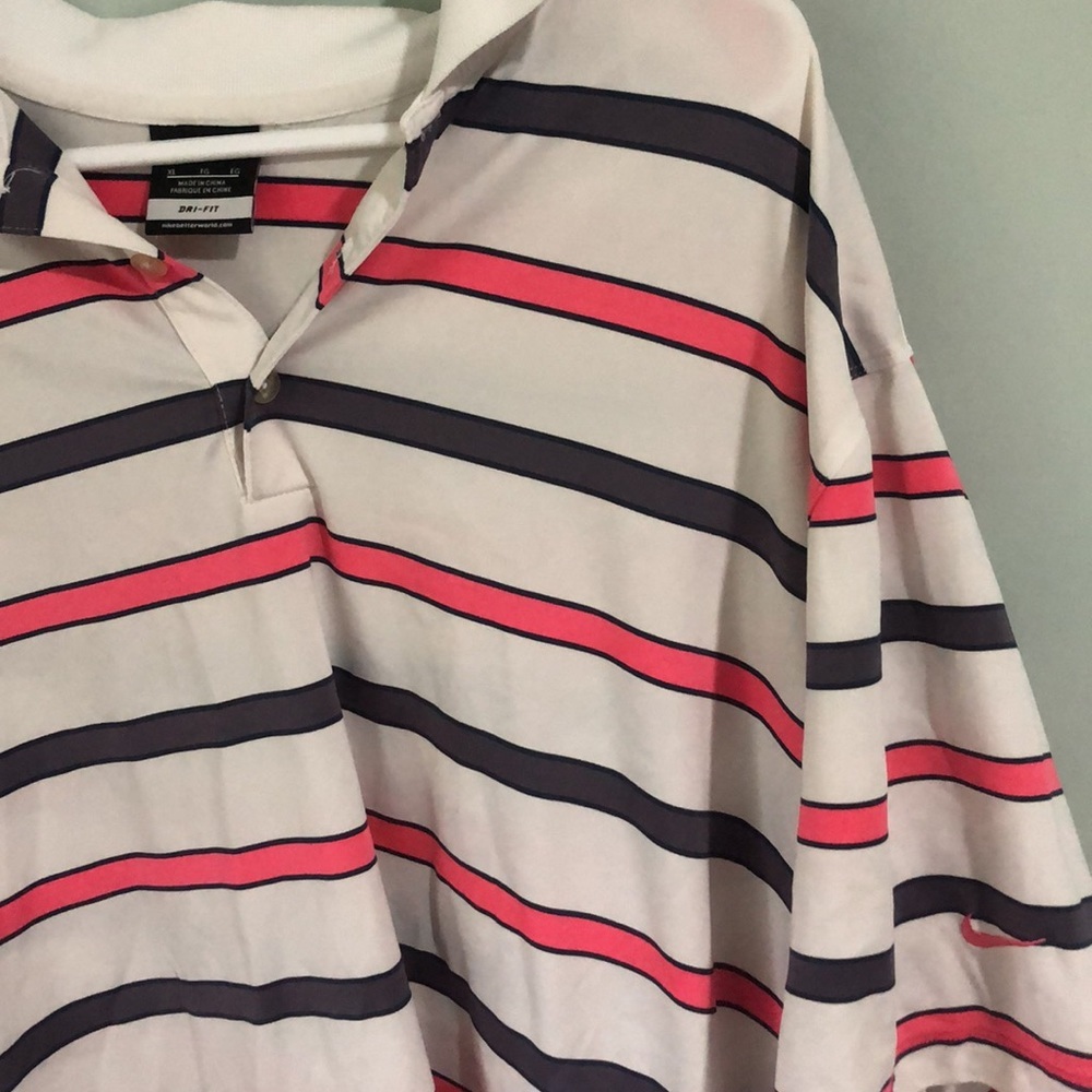 Nike Golf Men’s Pink Gray White Shirt - Picture 2 of 5